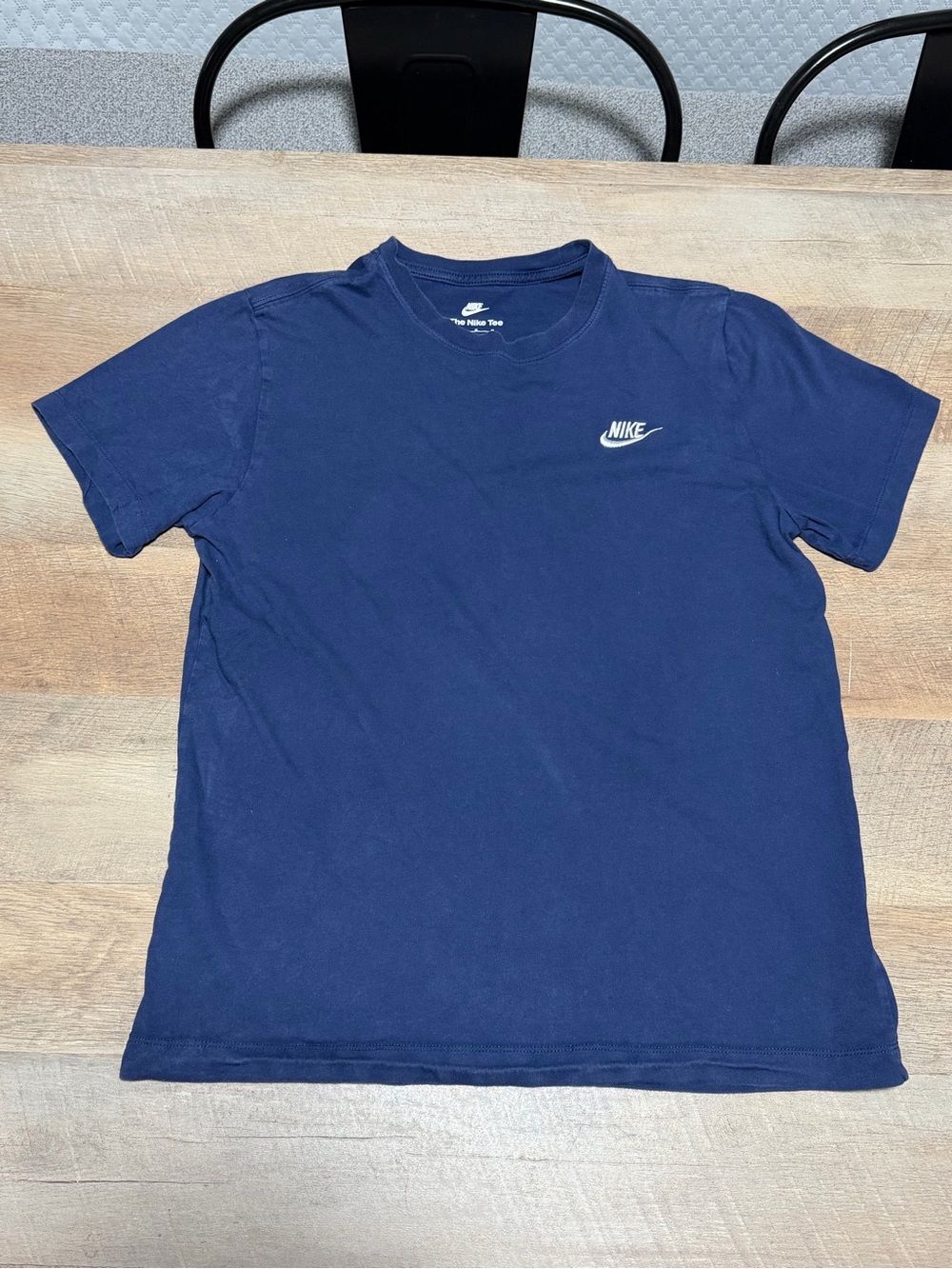 Nike Navy Short-Sleeve Crewneck T-Shirt with Small White Swoosh